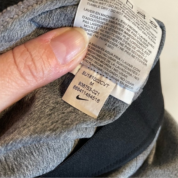 Nike Dri Fit Gray Leggings Size Medium - Picture 7 of 8